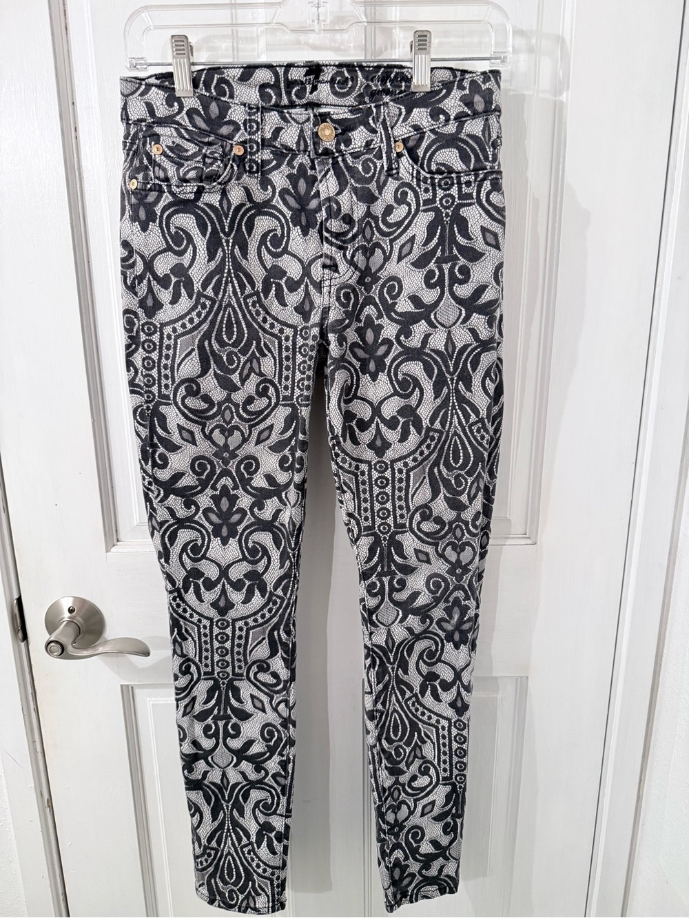 7 For All Mankind Black and White Baroque-Pattern Skinny Jeans